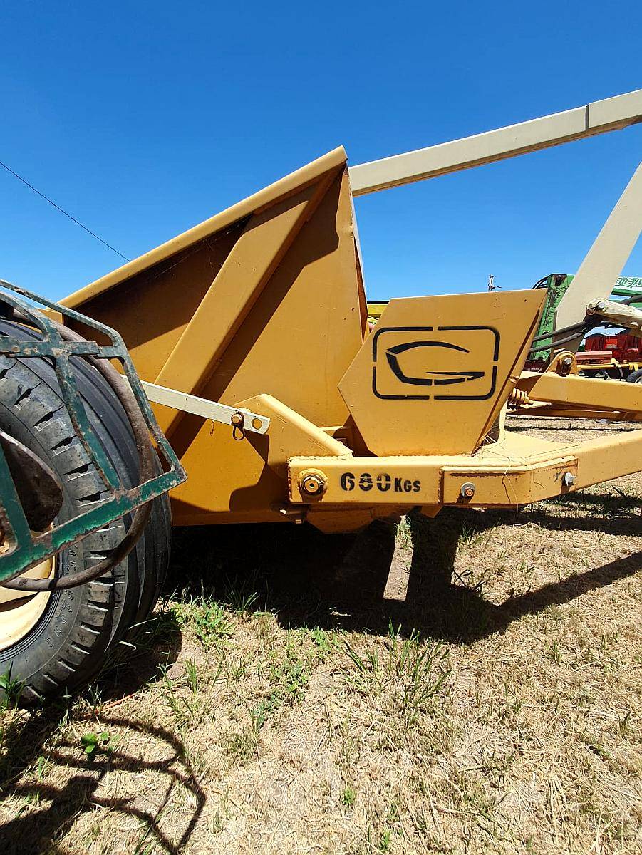 18 - Pala Grosspal Nova 200. Usada