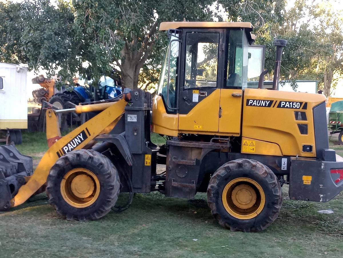 Pala Cargadora Marca Pauny Modelo PA 150