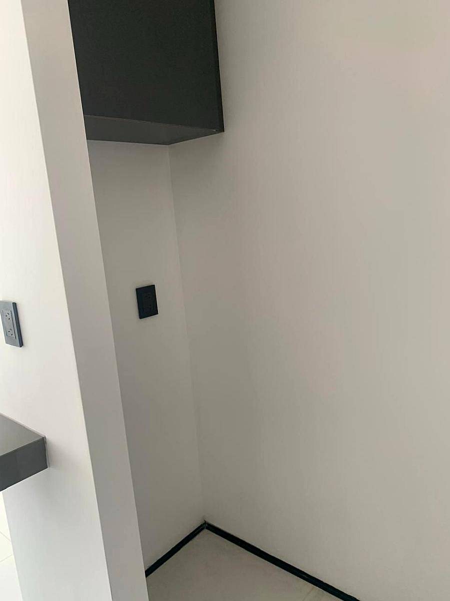 Se Vende Departamento 2 Ambientes Torre Iplyc Costanera