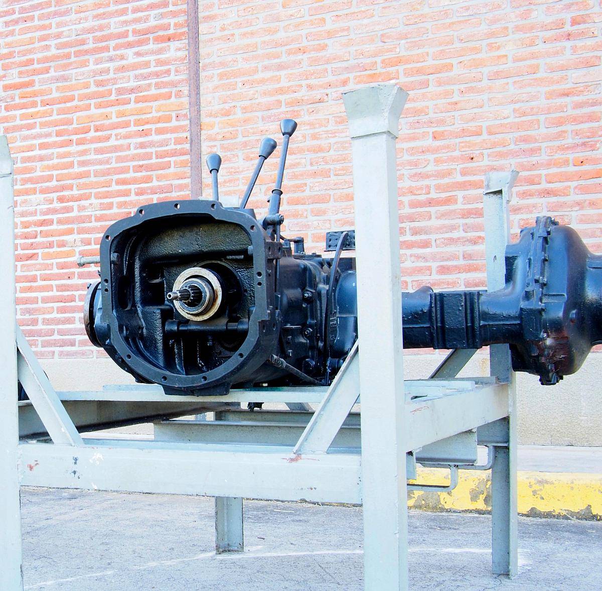 Transmisión 65 HP Standard para Tractores Fiat y New Holland