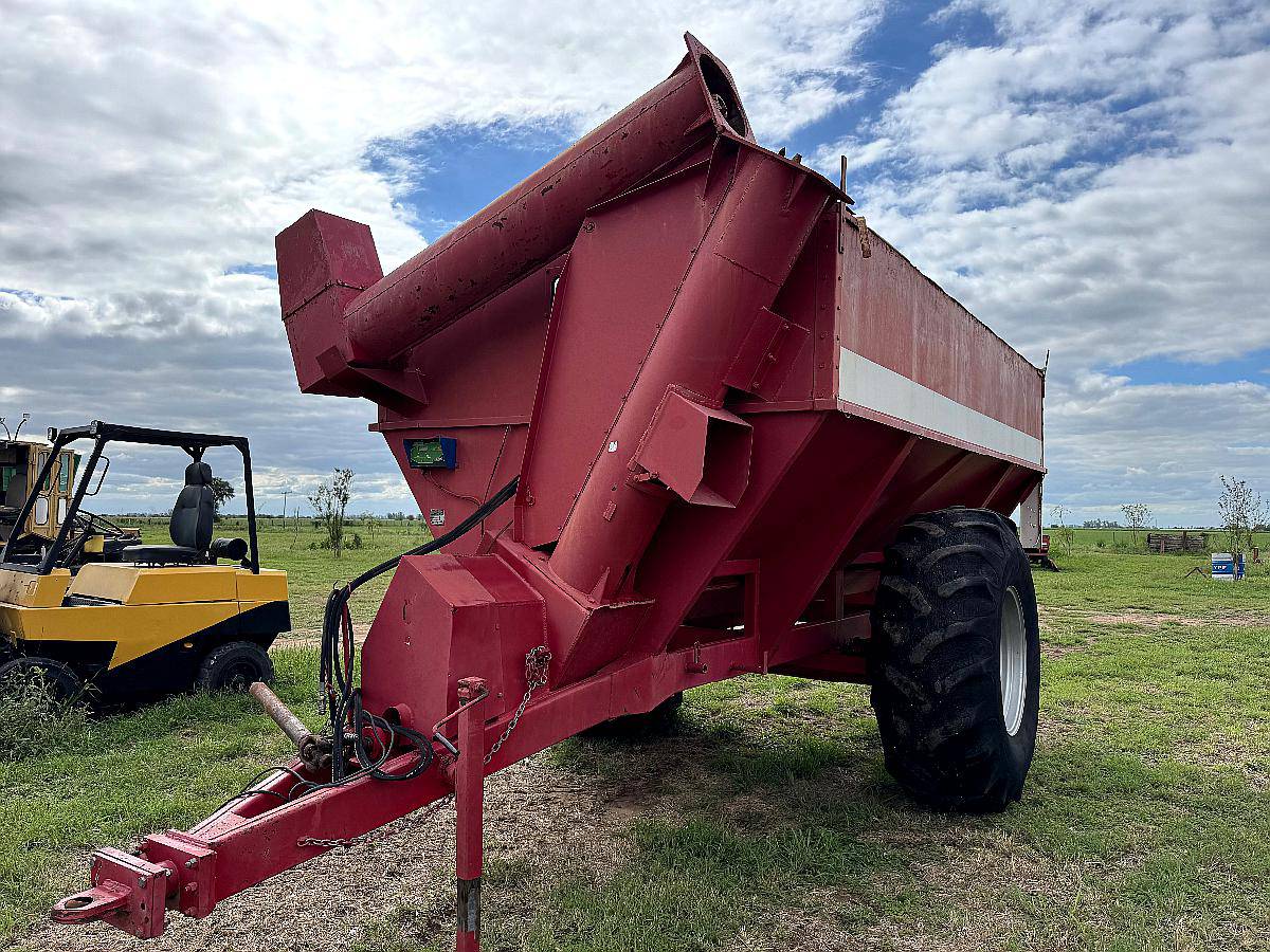 Autodescargable Dasa 12 Toneladas con Balanza