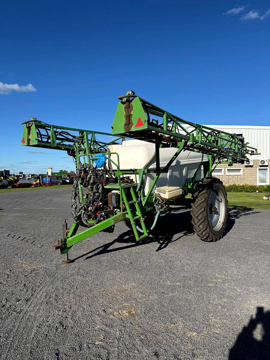 Pulverizador Metalfor para 3000 Lts