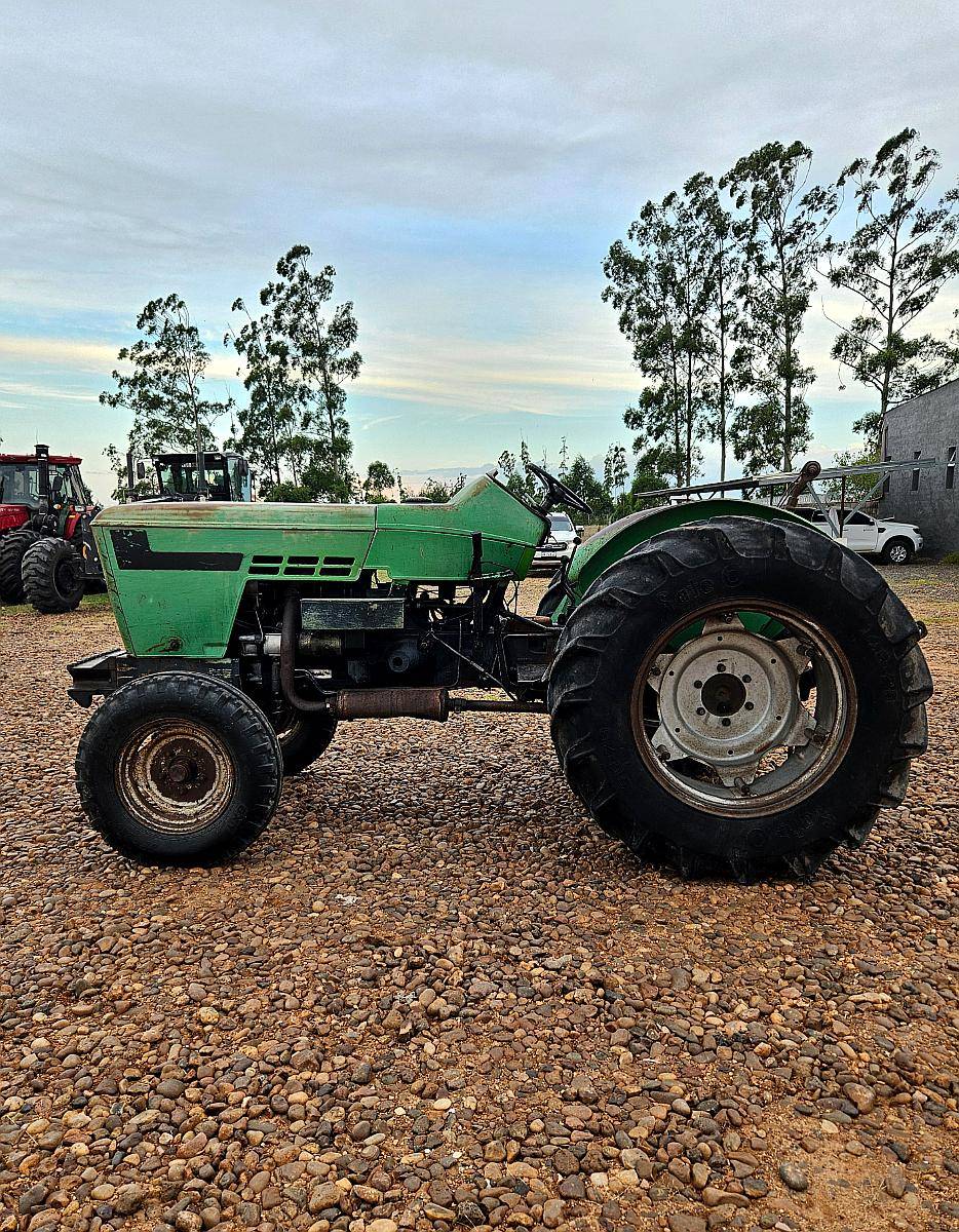 Tractor Deutz 6002 con 3 Puntos.