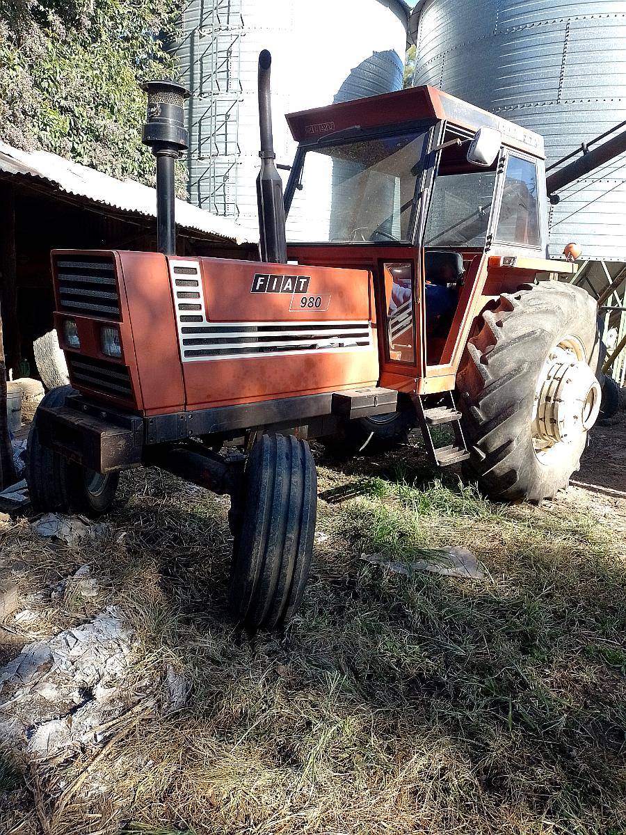 Tractor Fiat 980 año 85