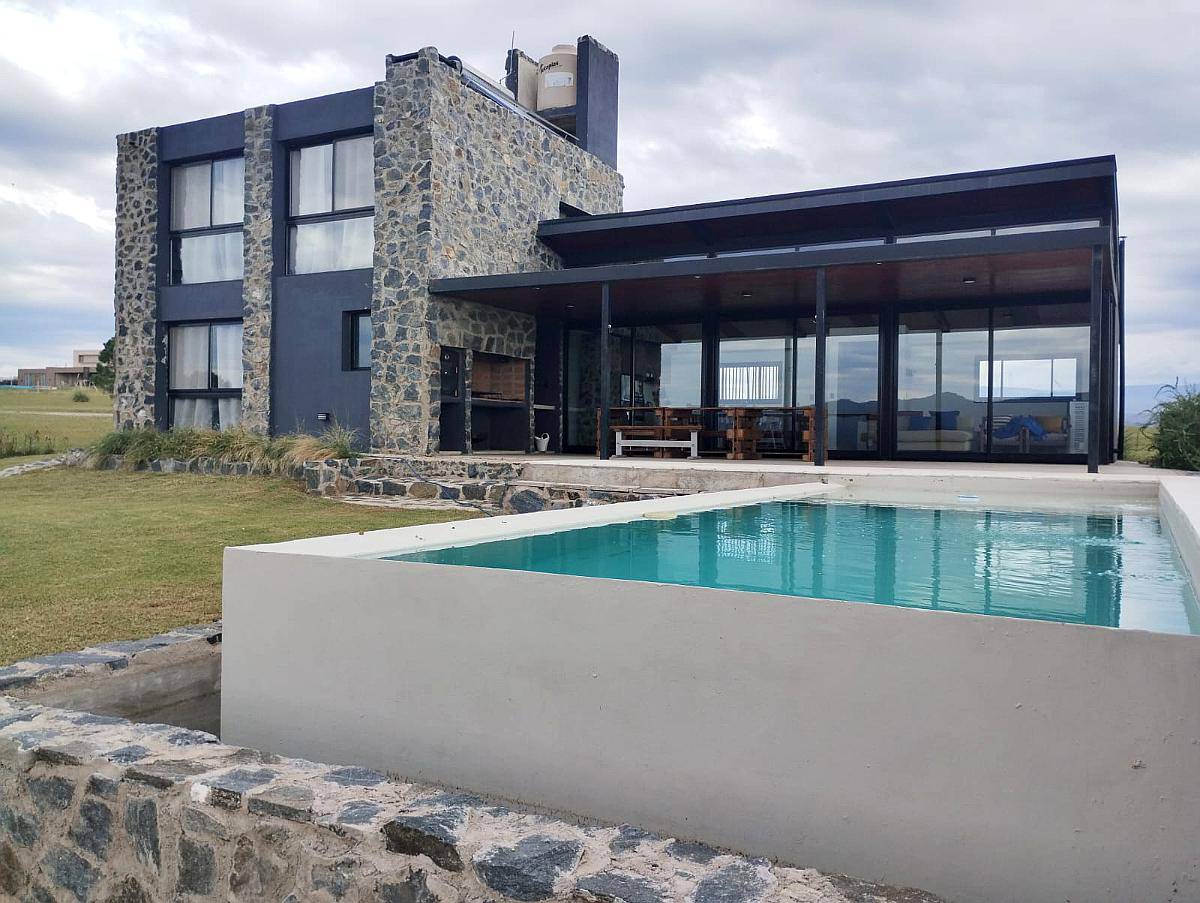 Casa en Country Náutico Puerto del Águila Lago los Molinos