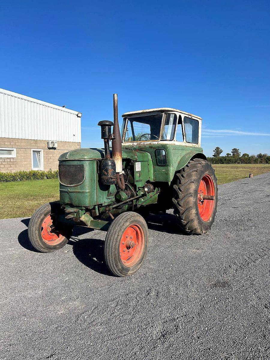 Tractor Deutz A-55 con Levante Hidráulico