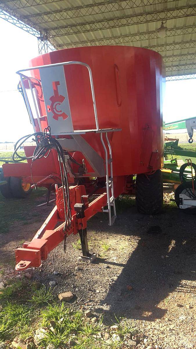 Mixer Vertical Comofra de 15 M3 Reacondicionado a Nuevo