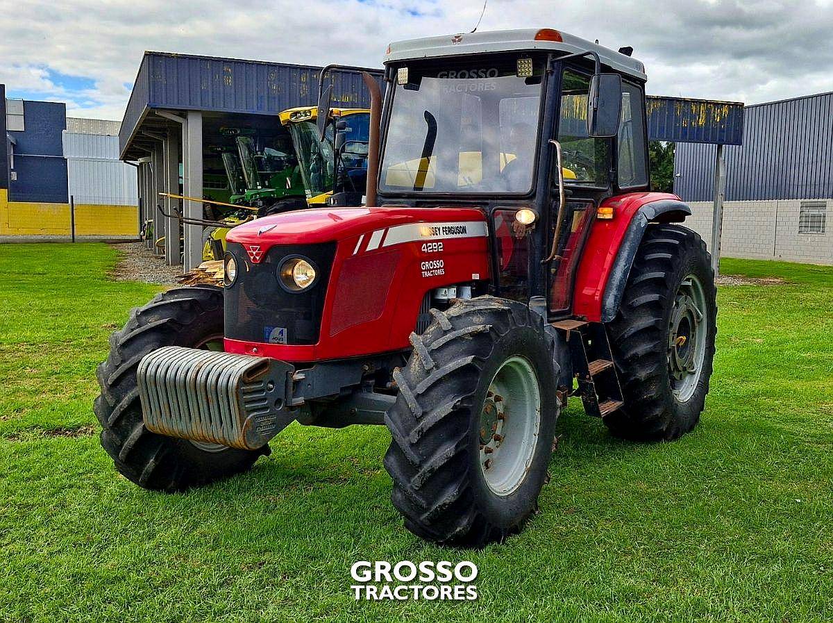 Tractor Massey Fergurson 4292, 2013