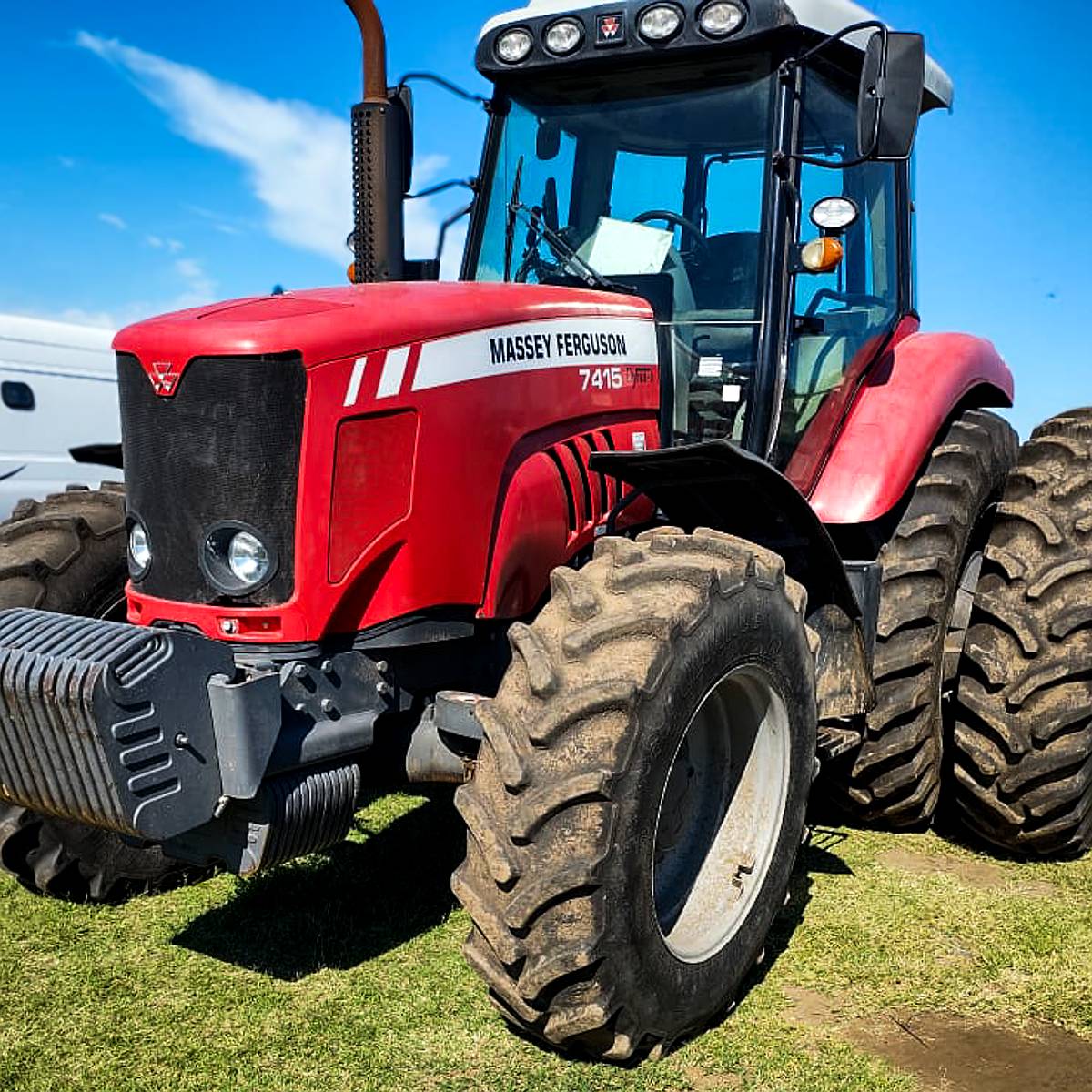 Mf 7415 // 2018 // 8mil Horas // Piloto Topcom