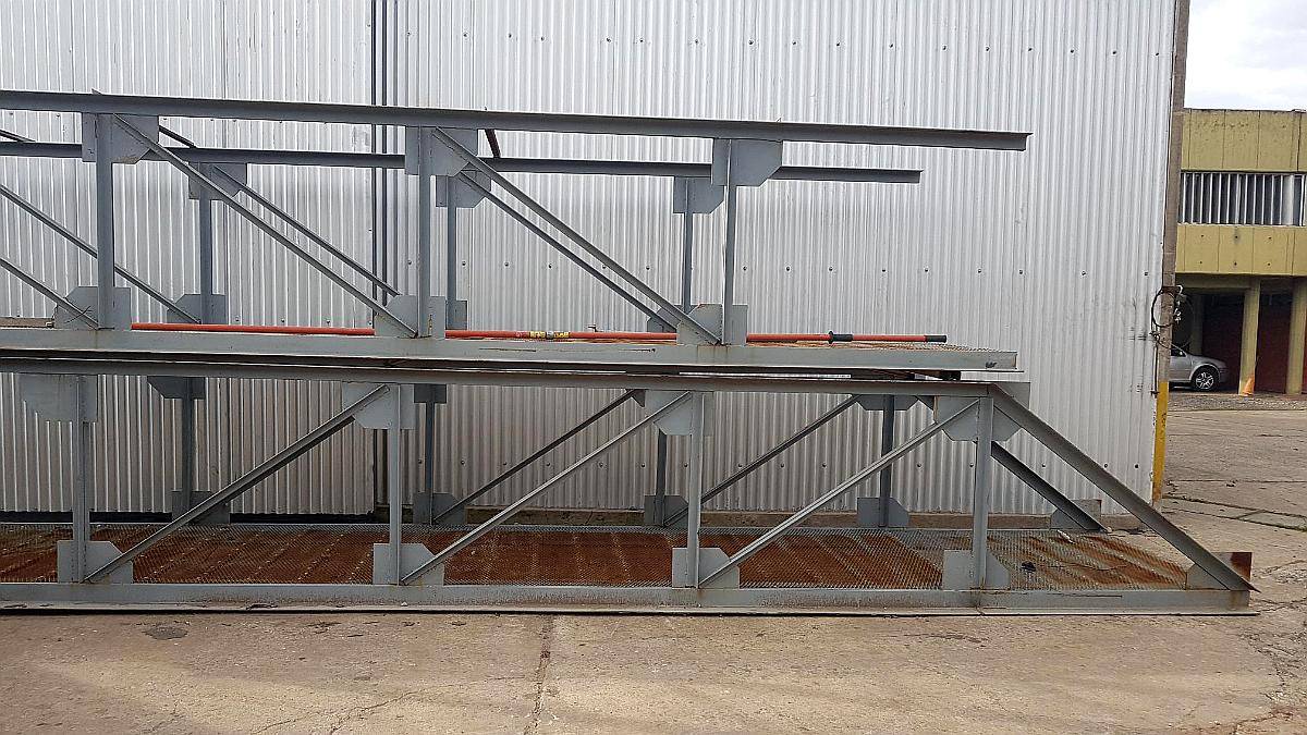 Puente Peatonal de Hierro