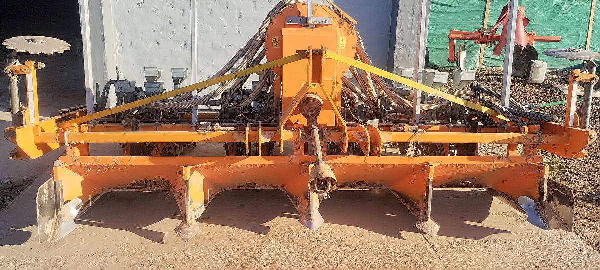 Sembradora el Pato 4 Surcos de 0,75