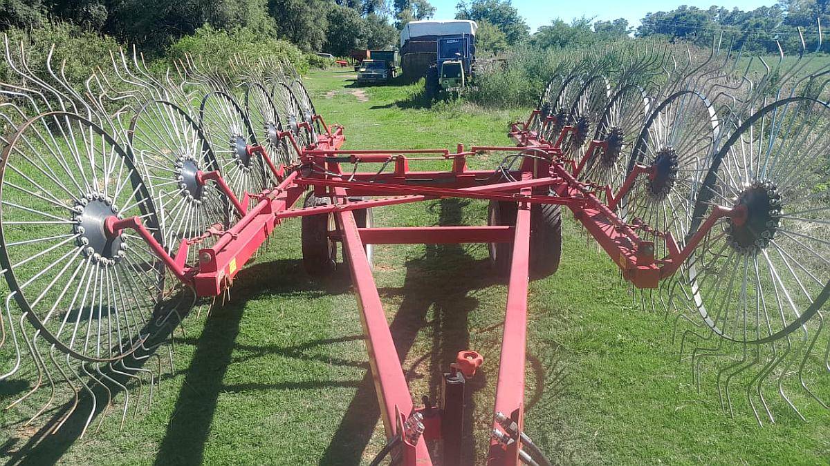 Rastrillo Agroindustria, 12 Estrellas, Hidraulico, Masa con