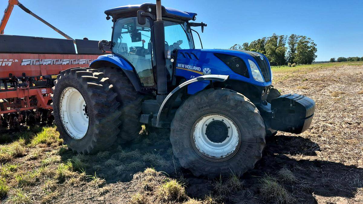 Tractor New Holland T7 260 año 2018.