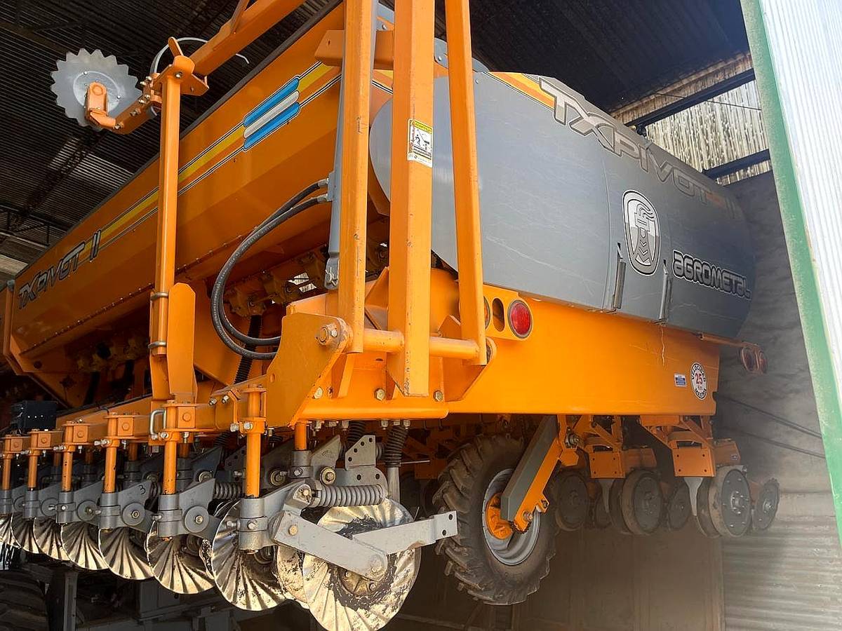 Sembradora Agrometal Modelo TX Pivot