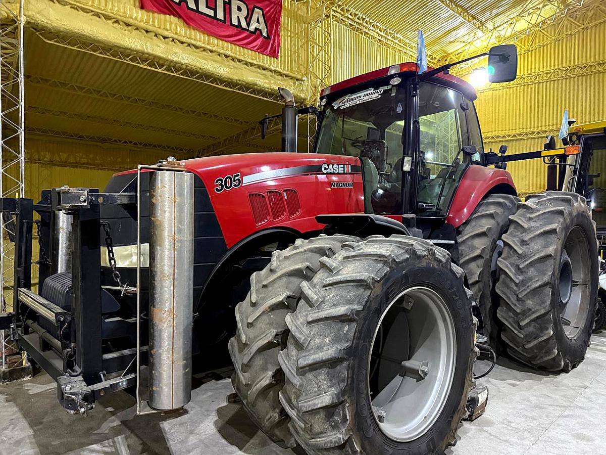 Tractor Case IH Magnum 305 Eeuu - 2011- 6.000 Hs