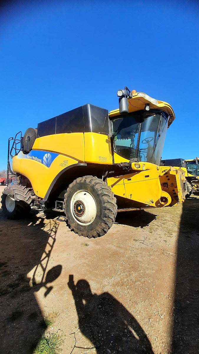 Cosechadora CR 9060 - año 2013