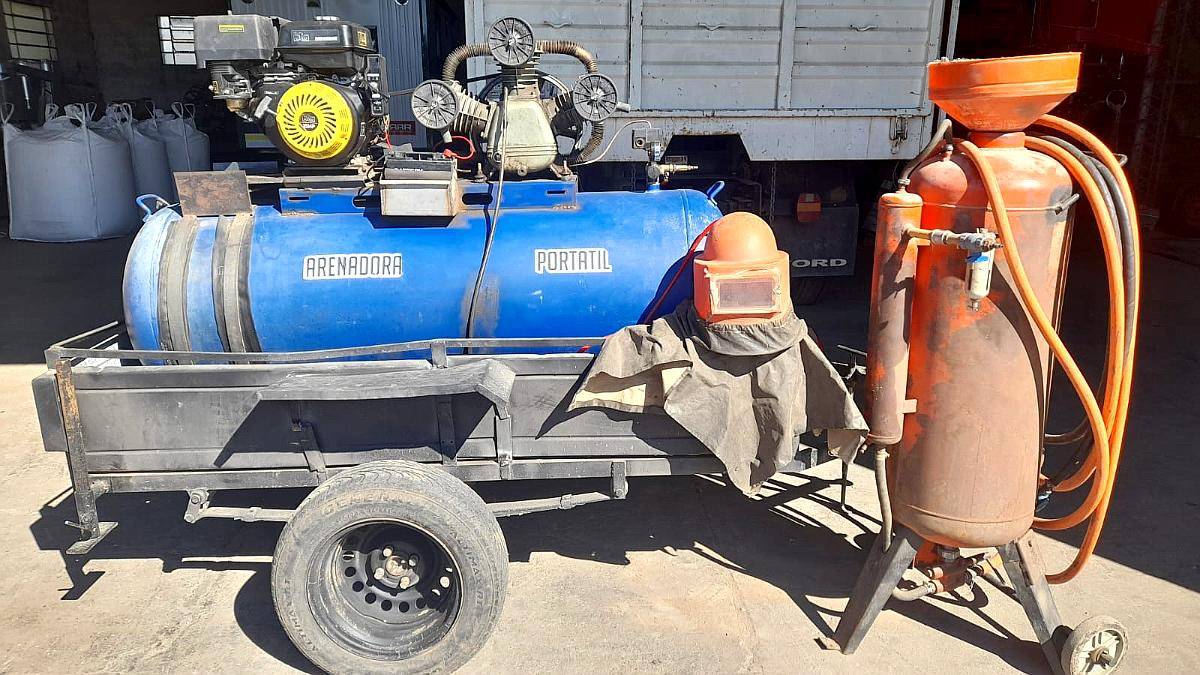 Arenadora a Explosion Compresor de 10hp y Motor 15 HP Comple