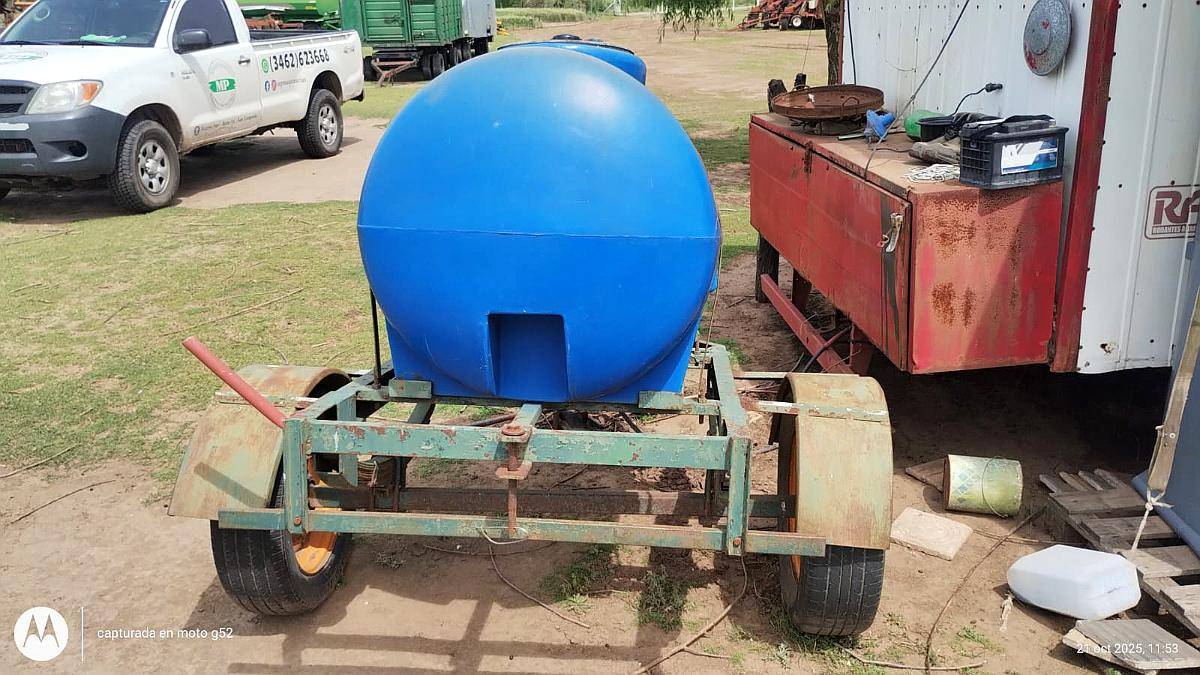 Tanque de Agua de 15 Litros de Apoyo