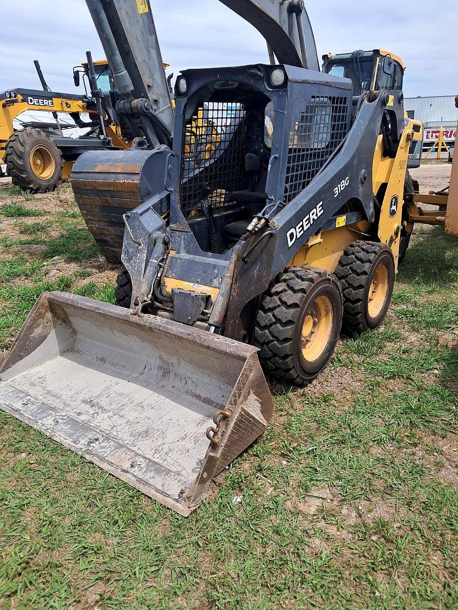 Minicargadora John Deere 318g
