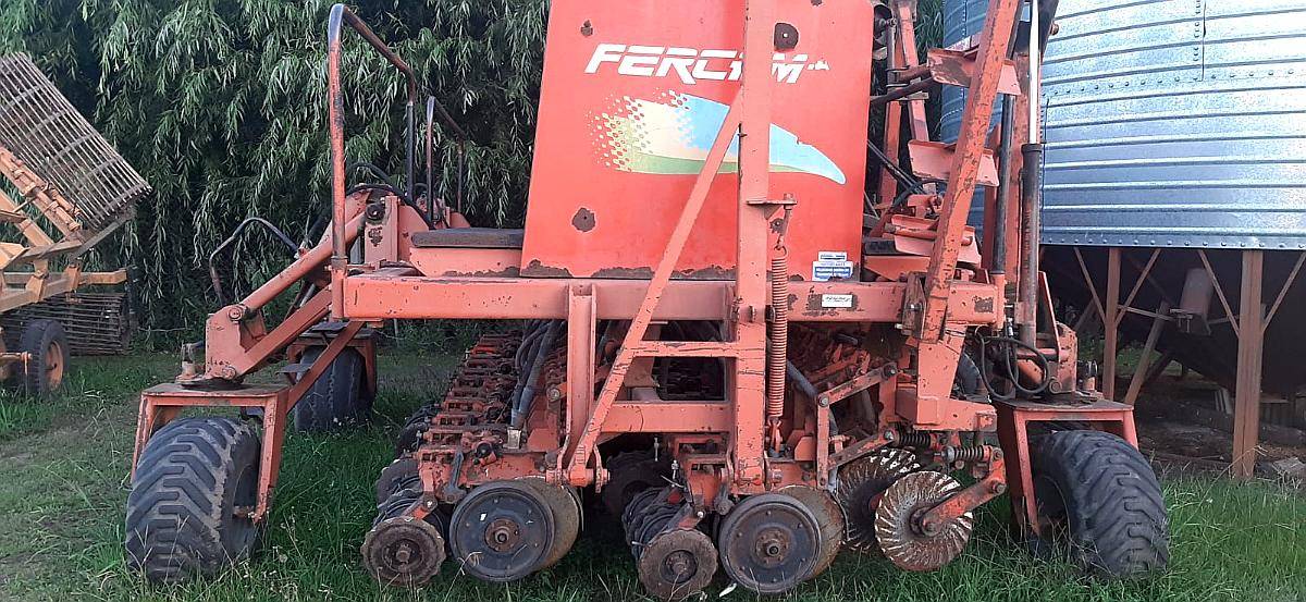 Sembradora F 440 - 33 a 21 con 14 Kit de Gruesa