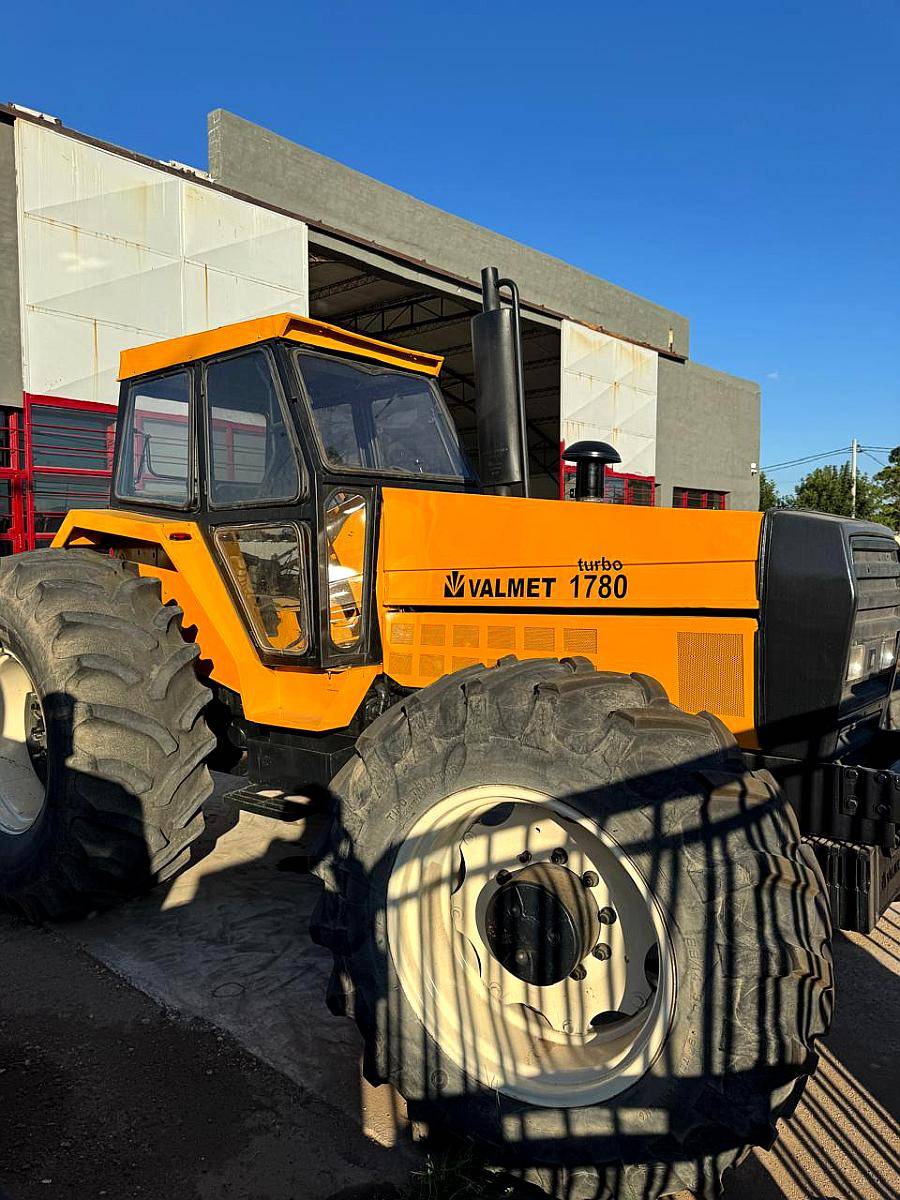 Tractor Valmet Turbo 1780 180 HP
