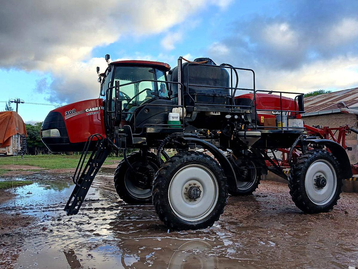 Pulverizador - Case IH Patriot 300 - 2023 - 36mts - Piloto
