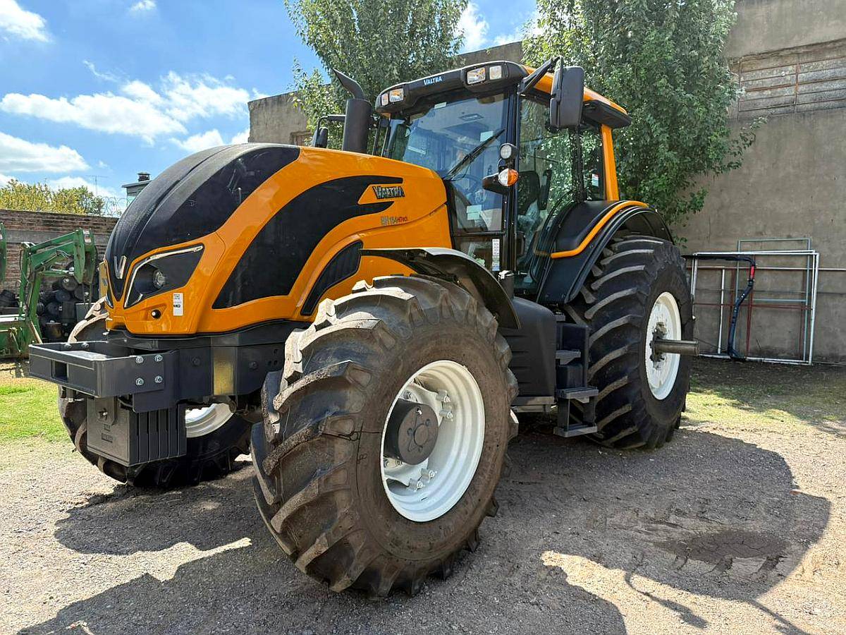 Tractor Valtra BH 154 HI Tech