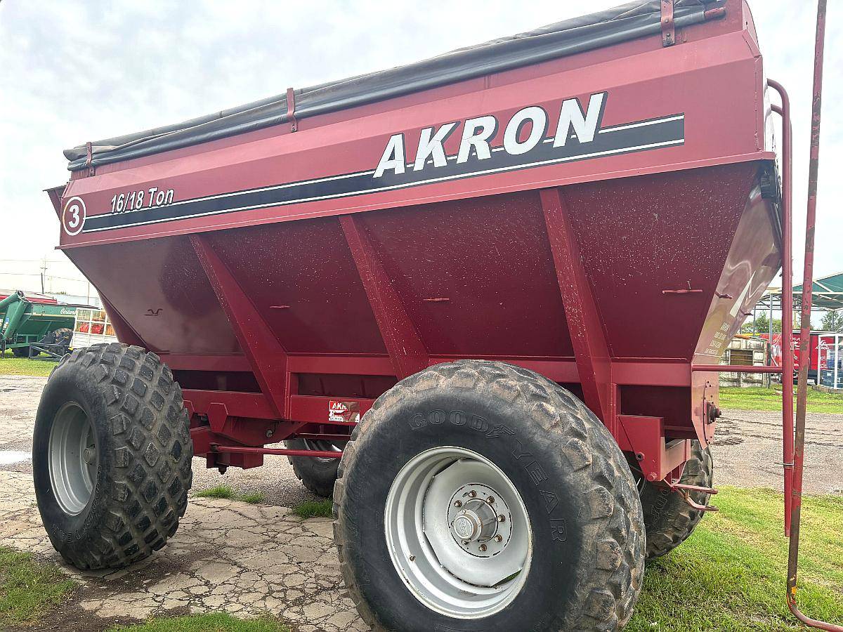 Tolva Marca Akron Mod TAD 16/18 C/neu-bz ( Tl203)