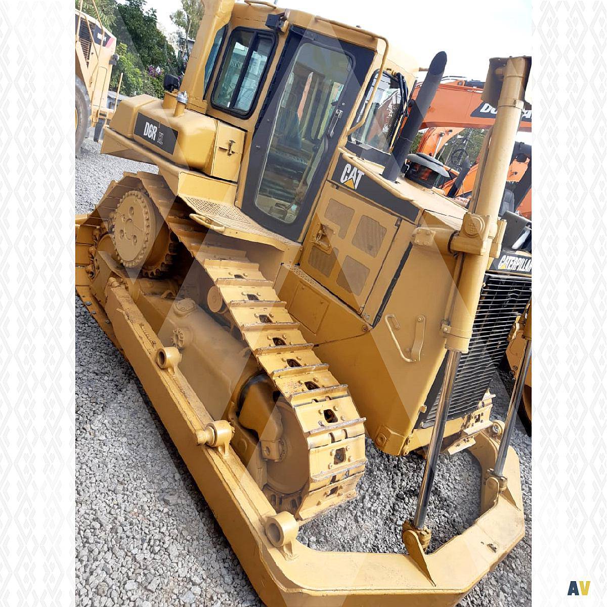 Topador Caterpillar D6R (591)