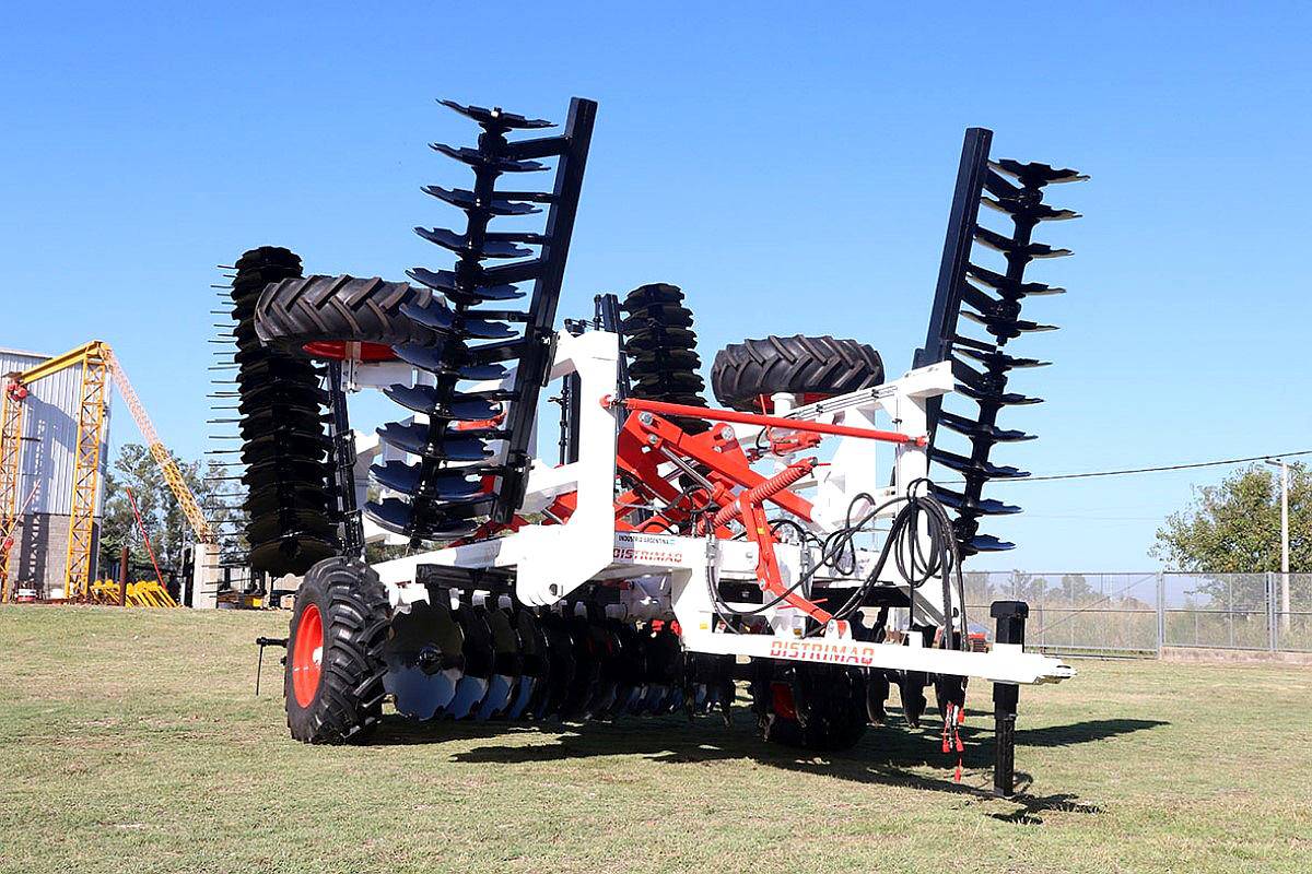Rastra Articulada DS-90 Distrimaq de 52 a 80 Discos.