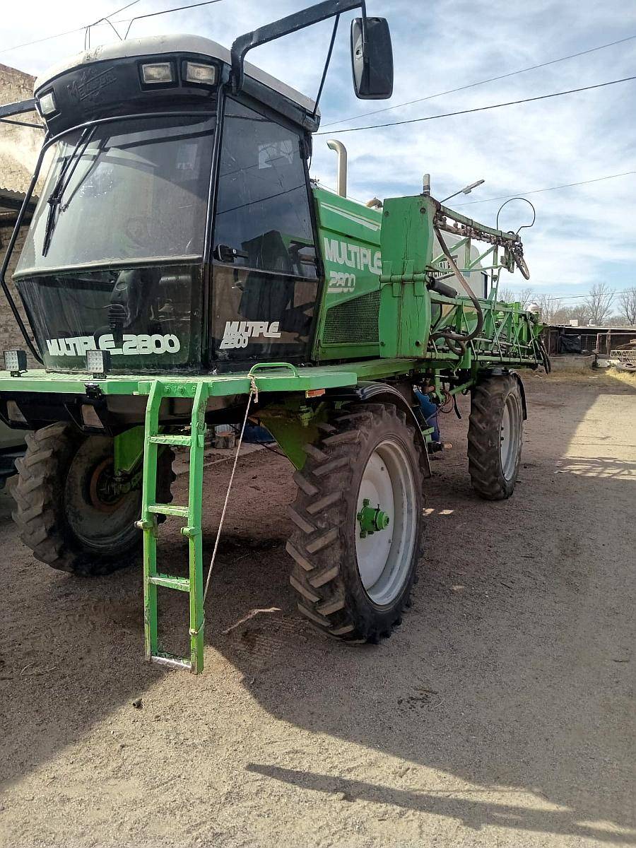 Metalfor 2800 año 2004 -botalon 23 Metros- Deutz 120