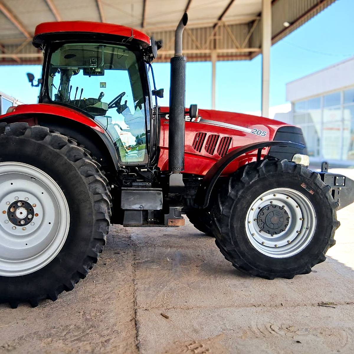 Tractor Case IH 205