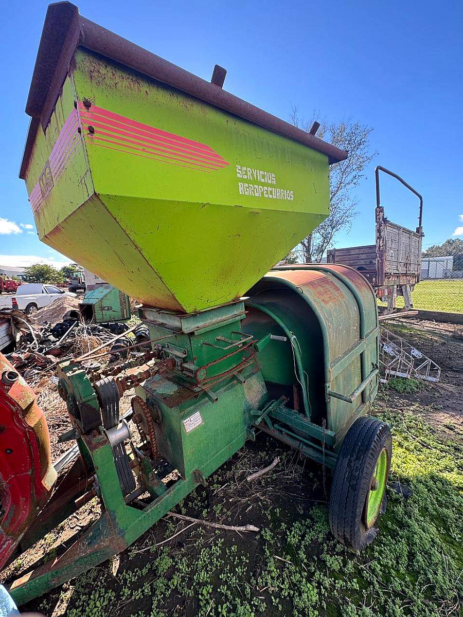 Embolsadora para Grano Partido Martinez Staneek 6 Pies