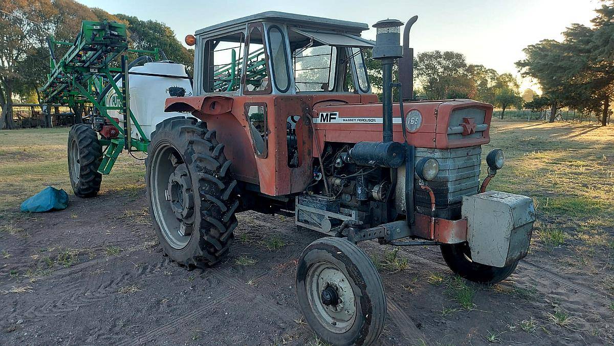 Tractor Massey Ferguson 165. muy Buen Estado. año 1989