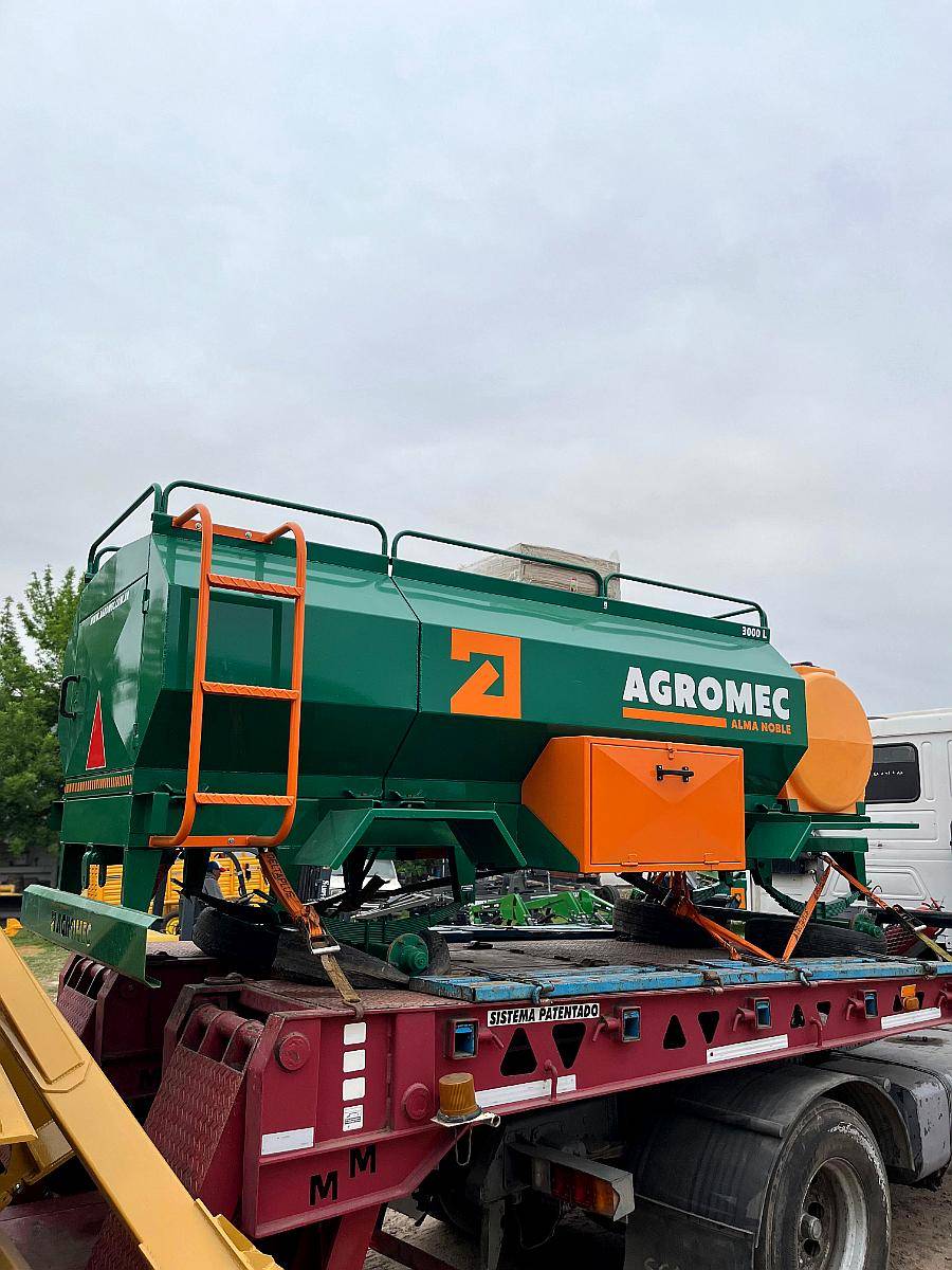 Acoplado Tanque Agromec 3000l Combinado