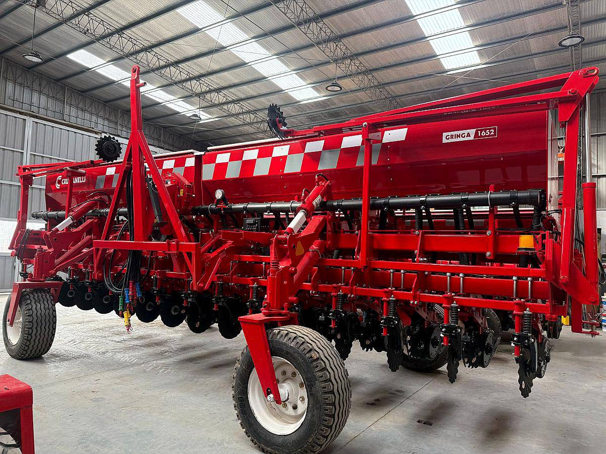 Sembradora Crucianelli 1652 Precision Planting TVA Adicional
