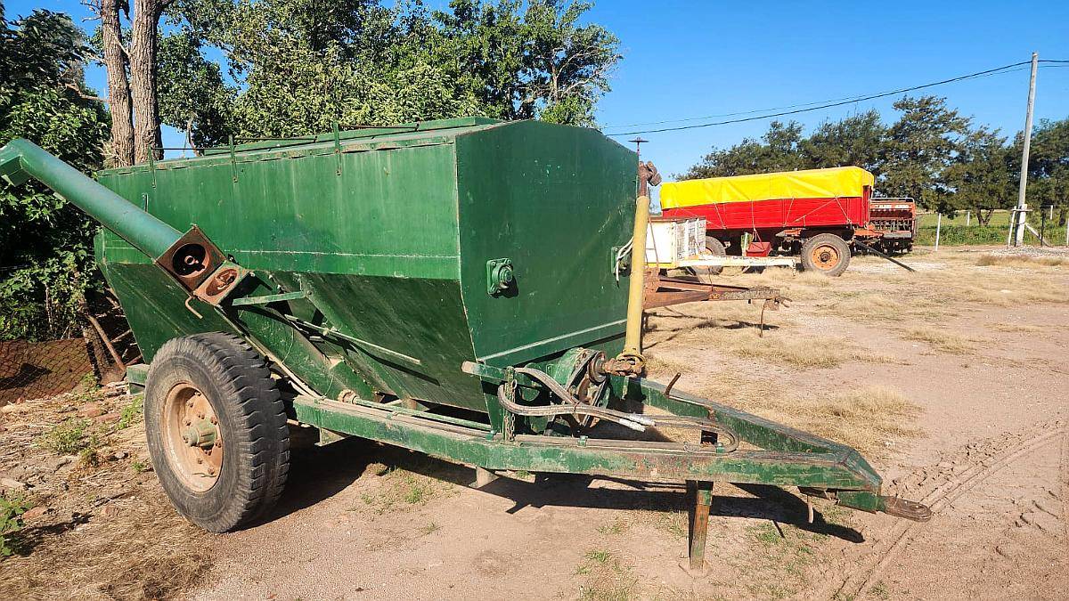 Racionador Mezclador Usado Marca Mozzoni 3000 Kg