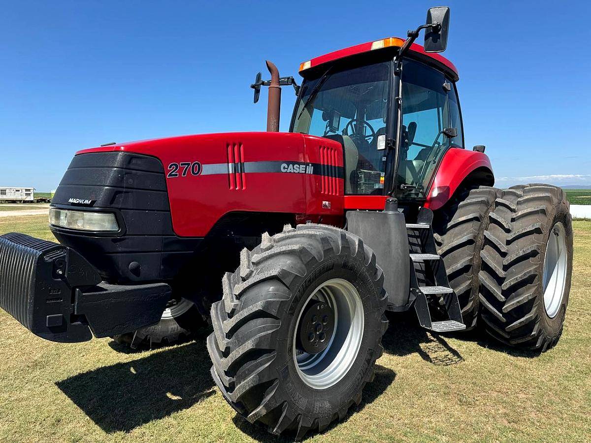 Case IH Magnum 270 - año 2008