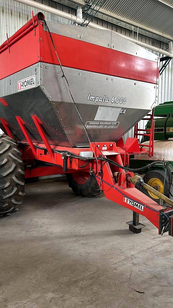 Fertilizadora Yomel Impala 6.000 ,con Variable y Balanza