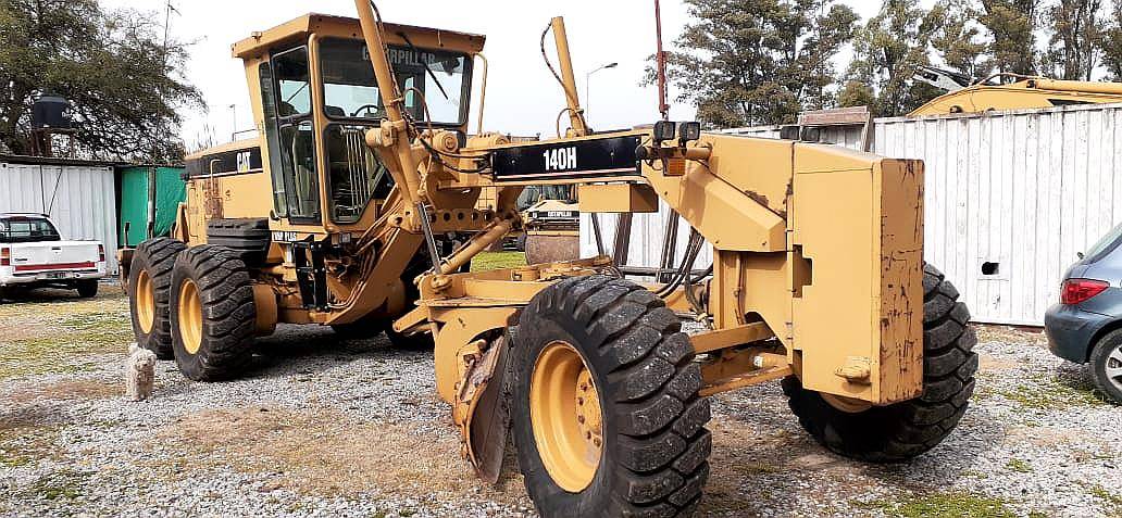 Motoniveladora para Obras Viales