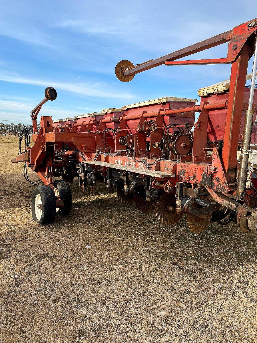 Sembradora Apache 6100 , 13 , 52