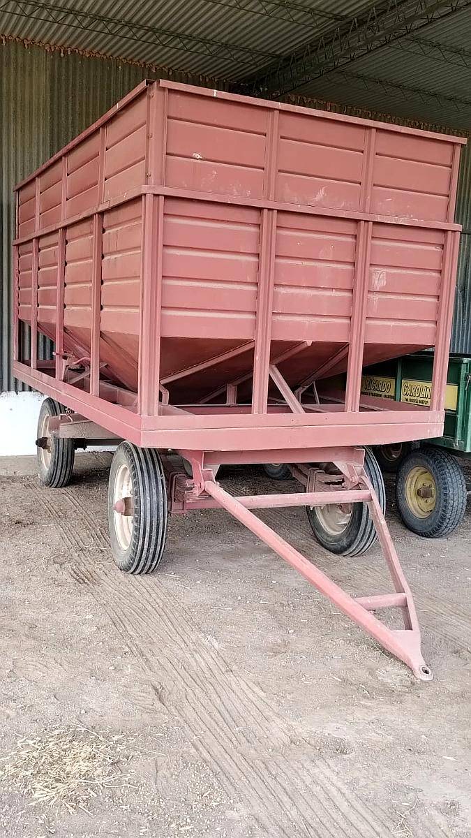 Tolva Semillera de 7 TN.