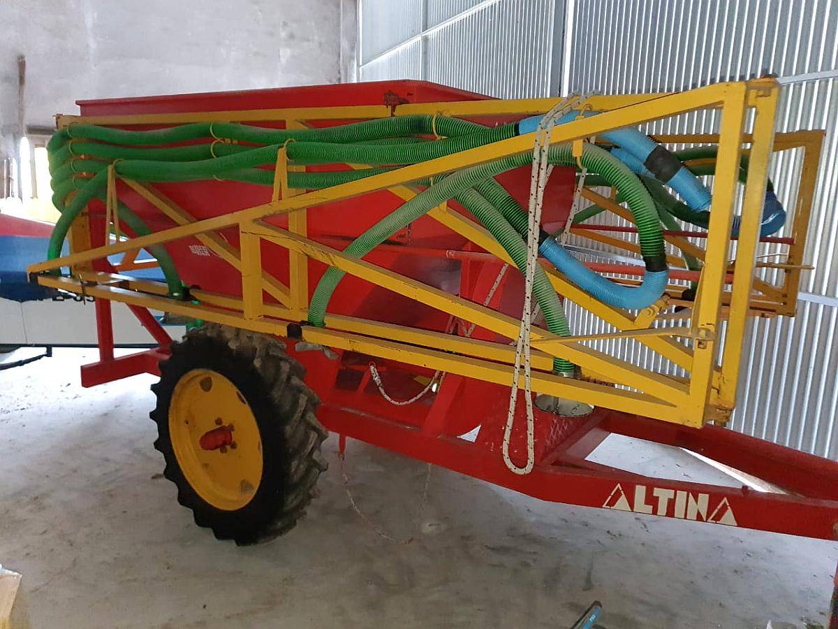 Fertilizadora Sembradora Altina HP2500