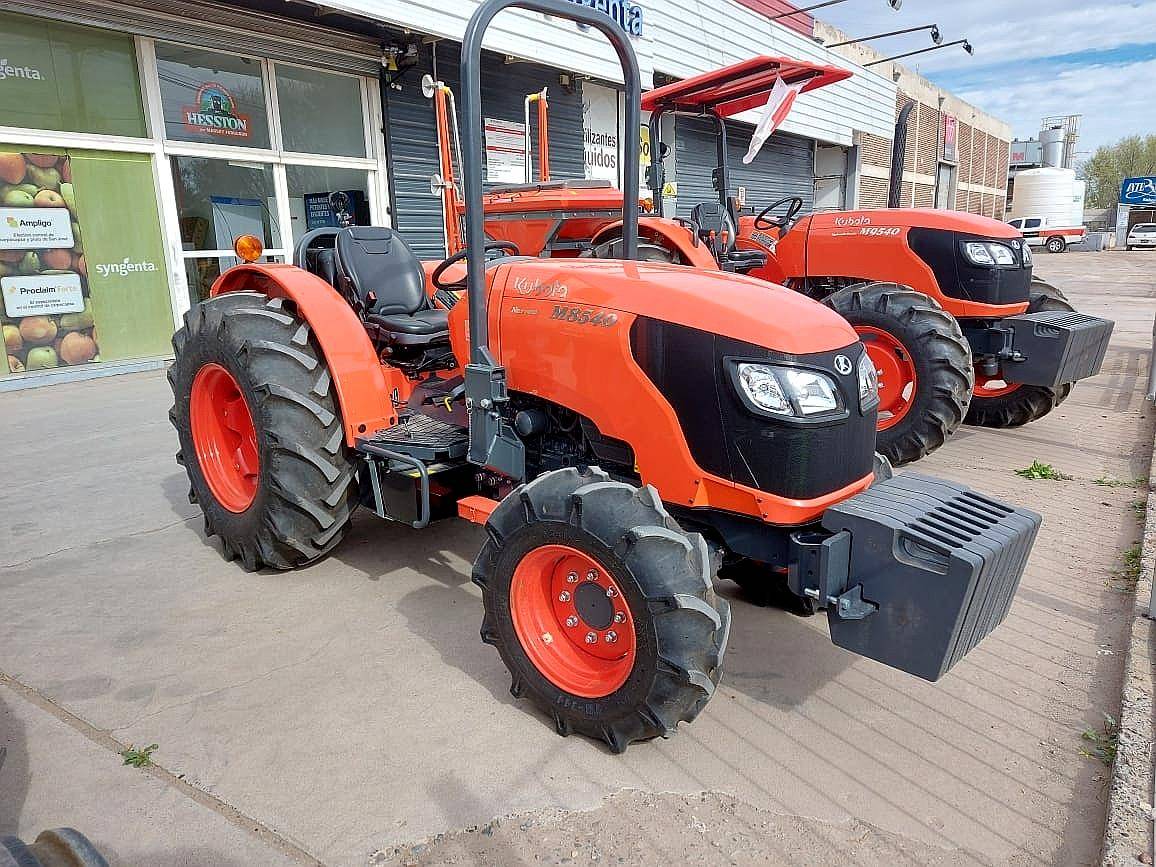 Tractor Kubota M8540 0km