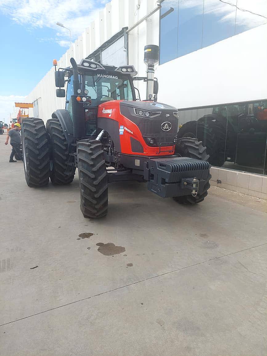 Tractor Hanomag 2600/4 260hp