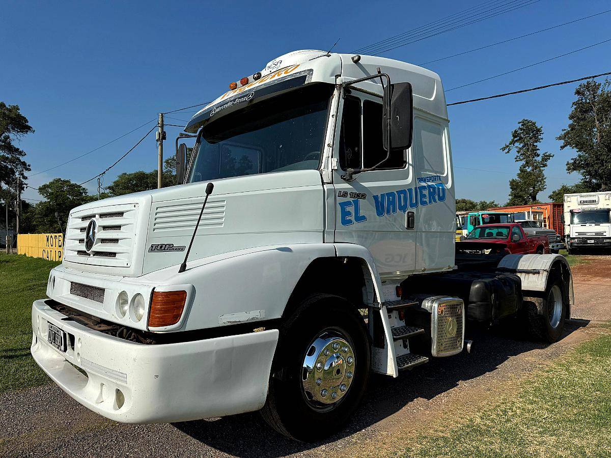 Mercedes Benz 1632ls Tractor