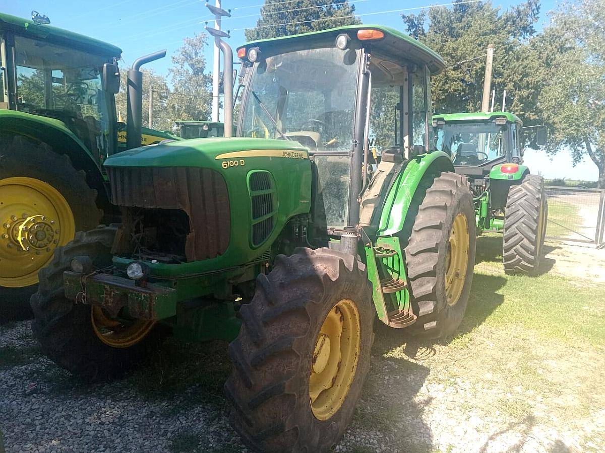 Tractor John Deere 6100d