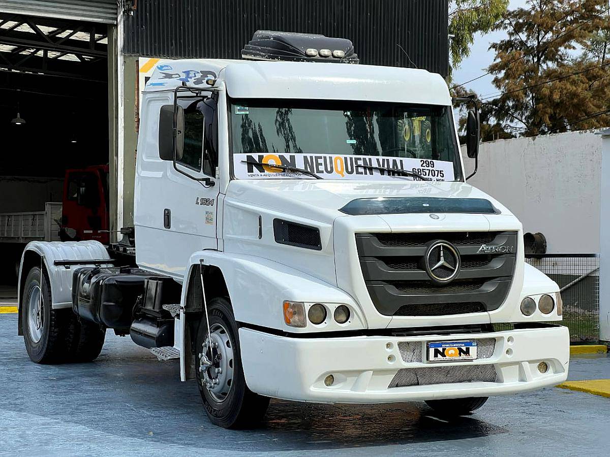Mercedes Benz 1624 Tractor de Fábrica 2014