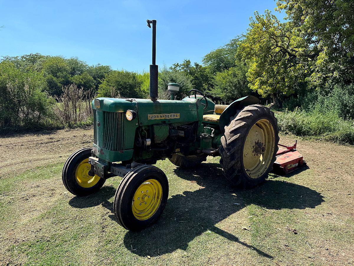 Tractor John Deere 445 con Tres Puntos 1970