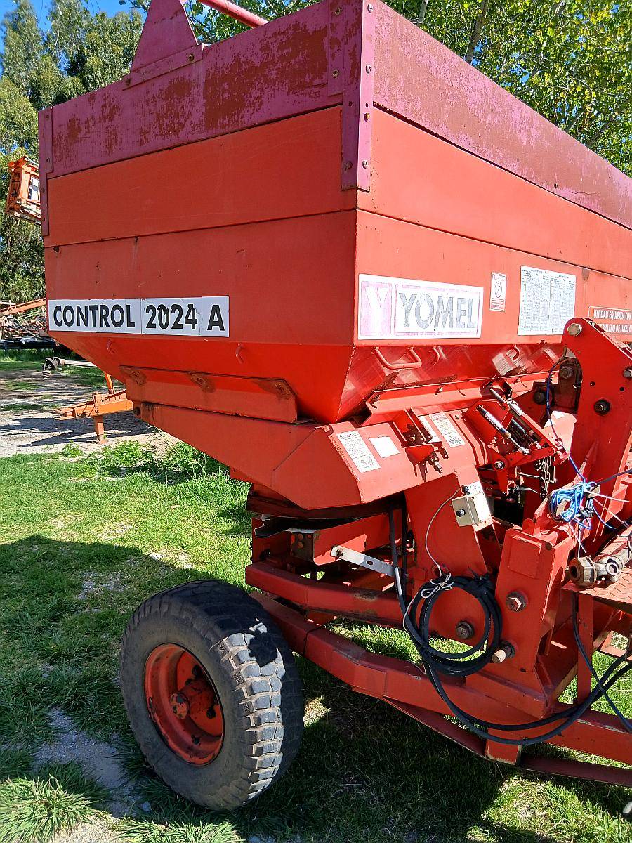 Yomel 2024 con Balanza ( Usada)